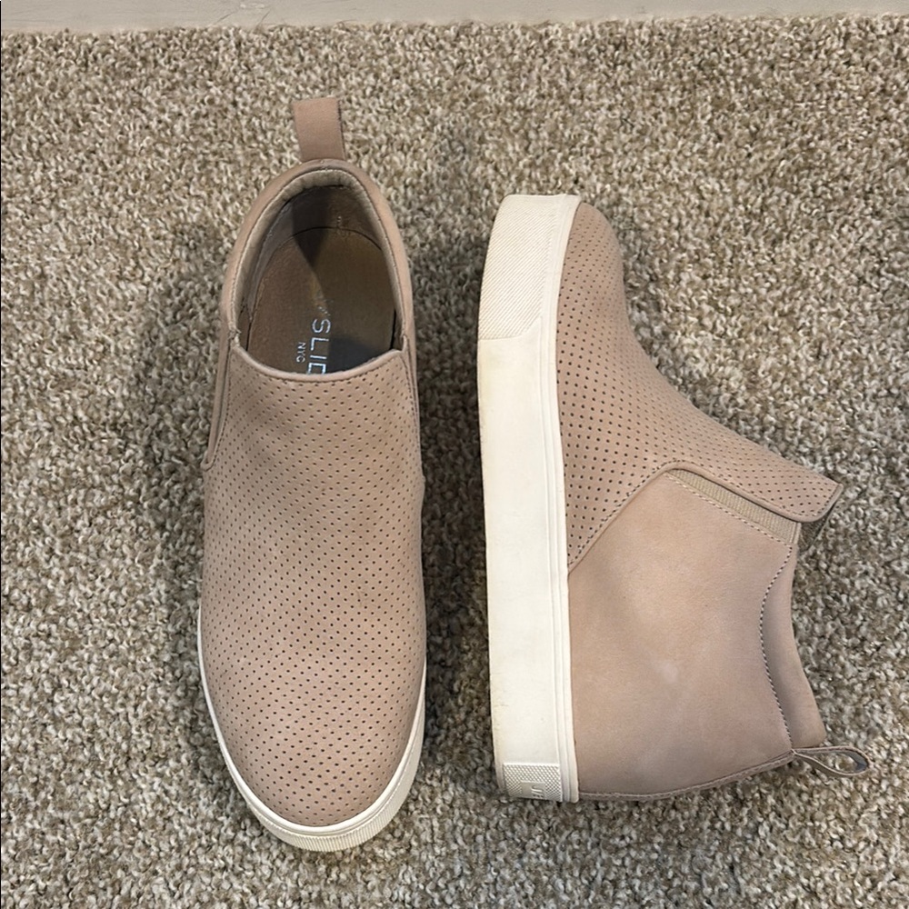 Slip-On Beige Women’s Wedges